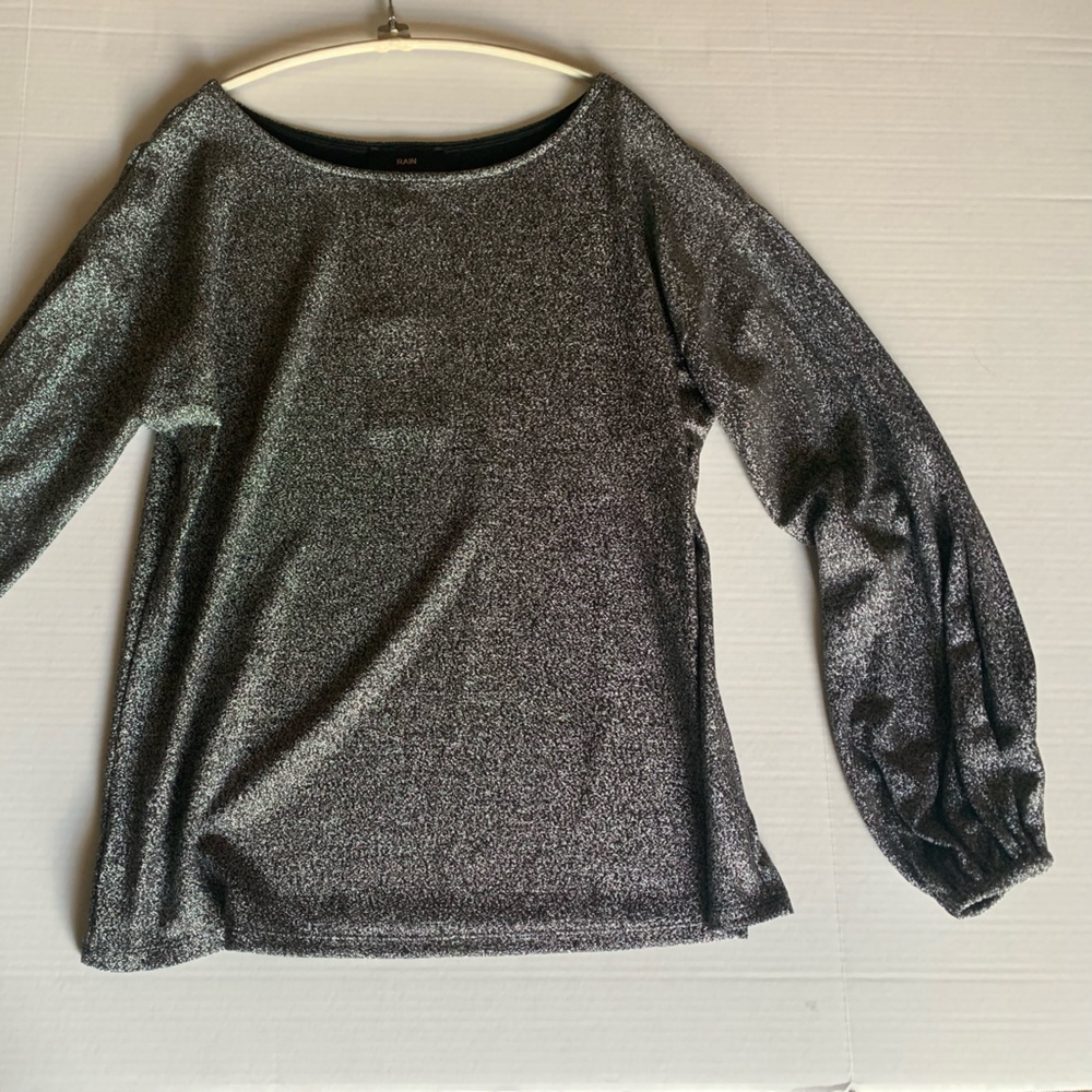 SPARKLE TOP, for the holidays in a gun metal color scoop neck, billowy sleeve.